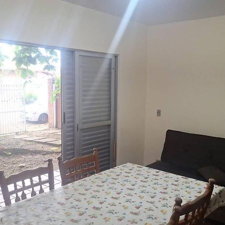 Quarto Para Quatro Pessoas A Duas Quadras Da Praia - Balneario Saint Etienne - Matinhos Dış mekan fotoğraf